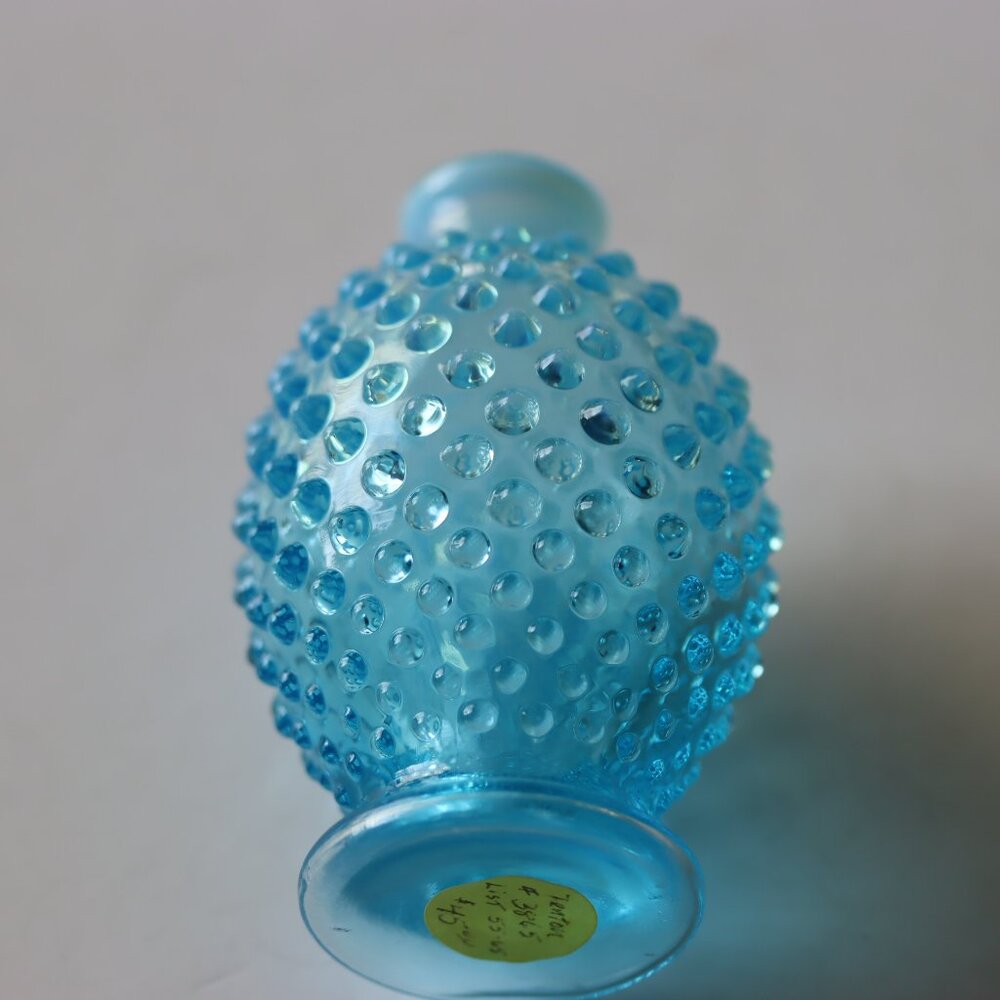 Vintage Fenton Blue Opalescent Glass Perfume Bottle Hobnail Pattern - Picture 3 of 4